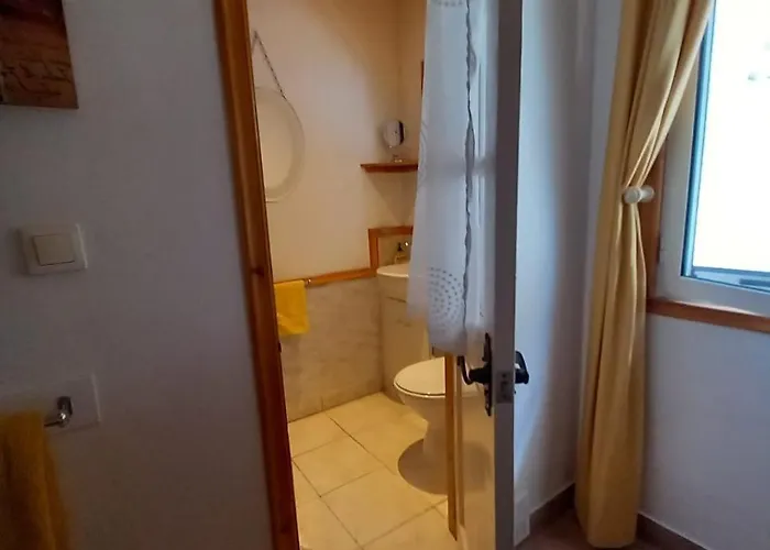 Blue Harbour Petrití