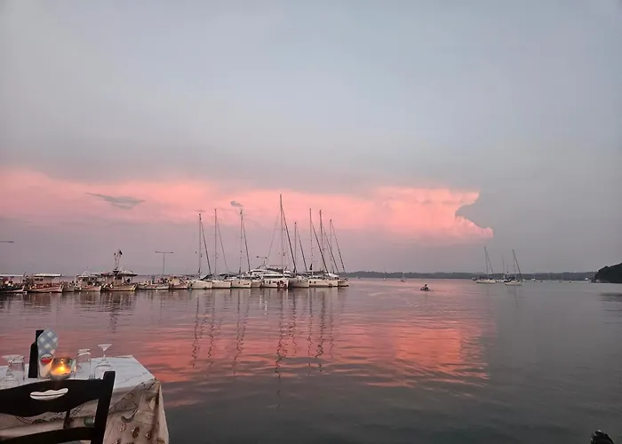 Blue Harbour Διαμέρισμα Petrití